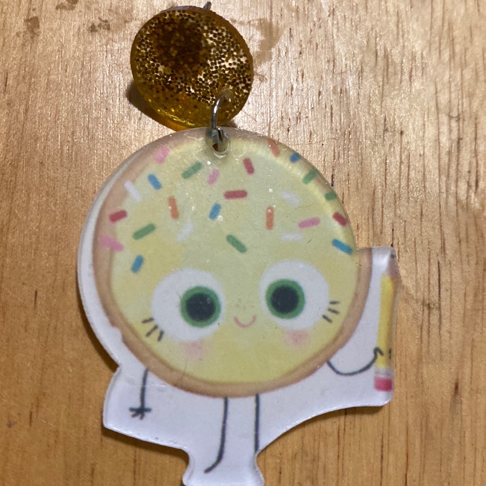 Smart cookie earrings